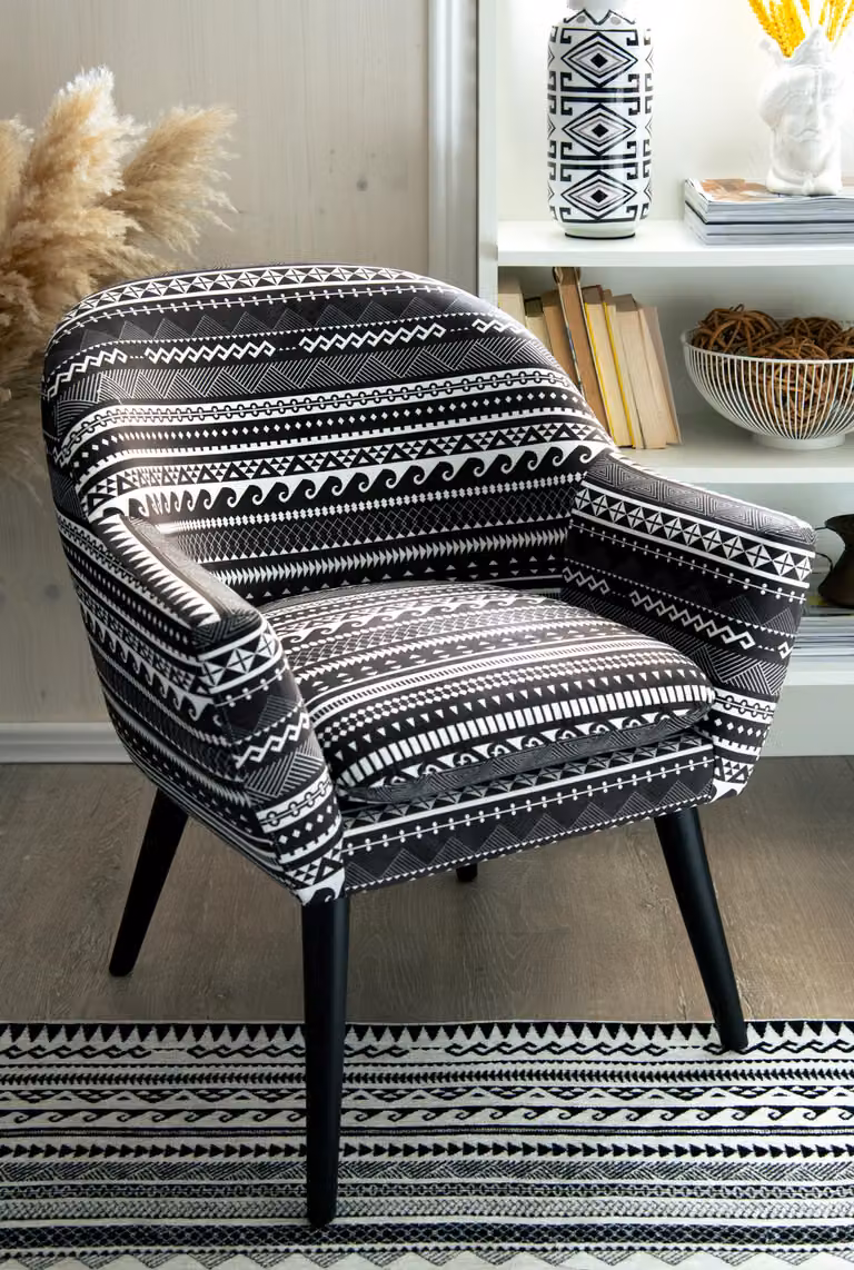 Fotel Excelsa Etnico z poliestru i sklejki 70,5x65x83 cm wielokolorowy