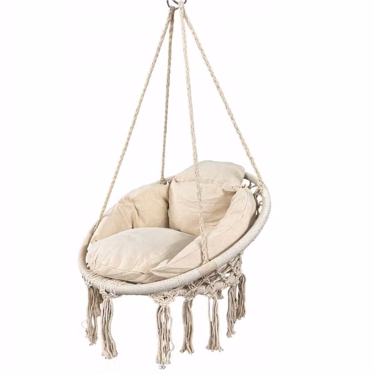 Fotel wiszący BLISS z poduszkami, fotel wiszący w stylu boho, beżowy, wytrzymujący obciążenie do 150 kg, huśtawka z makramy bawełnianej do ogrodu, na balkon i do salonu, kremowo-biały