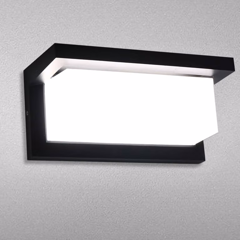 Światło LED do montażu na ścianie z czujnikiem ruchu, 18 W, 6000 K, klasa szczelności IP65, kolor czarny