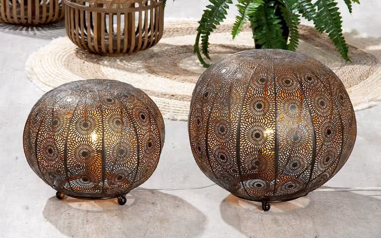 Lampa podłogowa Gilde, model Menara, styl orientalny, metal, kolor czarny, opakowanie zbiorcze (VE) 1 sztuka, średnica: 30 cm, wysokość: 24,50 cm, numer katalogowy: 50041