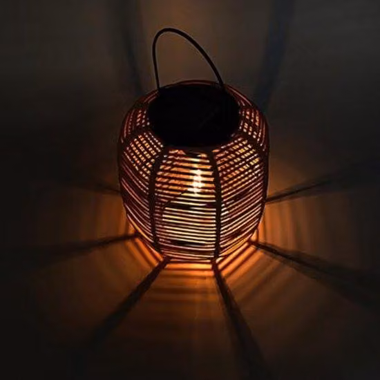 Lampiony solarne do użytku zewnętrznego, lampy wiszące z rattanu, wodoodporne dekoracyjne lampy solarne, lampy do ogrodu, tarasu, werandy, emitujące ciepłe światło, elementy dekoracyjne