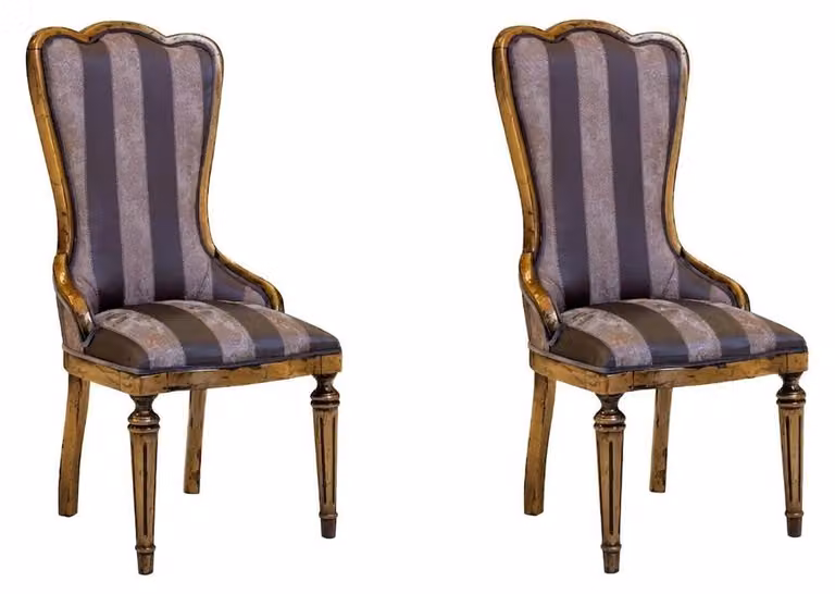 Eleganckie krzesła do jadalni. Nowoczesny, klasyczny design. Złote i białe. Komfortowe, stabilne