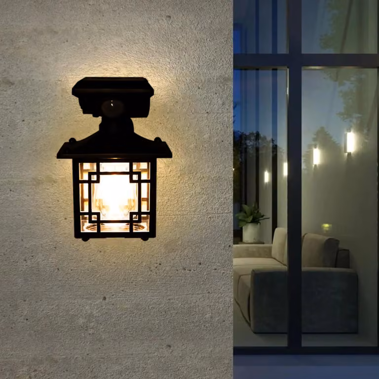 Solarna lampa zewnętrzna z czujnikiem ruchu, klasa szczelności IP65, 1 sztuka