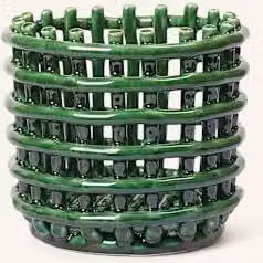 Ceramiczna miska Ferm Living w kolorze zielonym