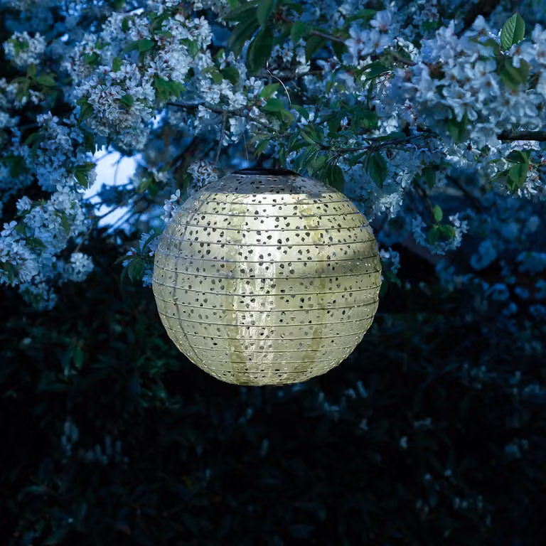 Lampion solarny LED – z motywem kwiatowym – ciepłe białe światło LED – wys. 25 cm – średnica 25 cm – czujnik światła – zielony