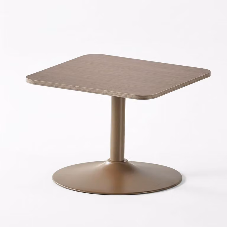 Stolik kawowy nowoczesny, w kolorze beżowym, o wszechstronnym designie, minimalistyczny i elegancki