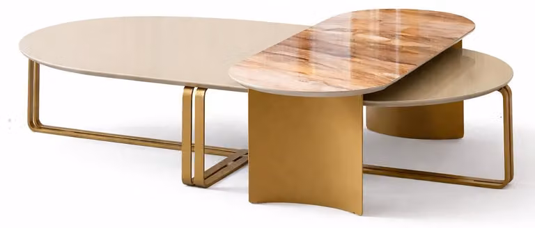 Beżowy stolik kawowy z drewna, stolik do salonu, designerski stolik, meble do salonu