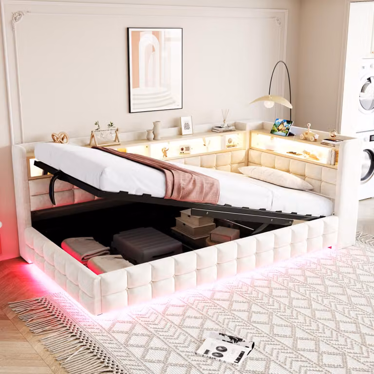 Łóżko tapicerowane o wymiarach 90 x 200 cm z półkami z drewna, wyposażone w podnośnik hydrauliczny, oświetleniem LED i portami USB-C; sofa do spania z gniazdkiem elektrycznym i bocznym oświetleniem; łóżko z pojemnikiem na pościel w kolorze beżowym