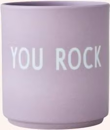 Kubek Design Letters You Rock z porcelany bone china, kolor lila