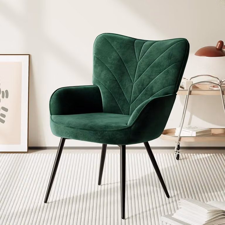 Fotel do salonu, obity welurem, z wysokim oparciem, wygodny fotel tapicerowany w stylu Wingback, fotel wypoczynkowy z drewnianymi nogami do salonu, fotel do czytania