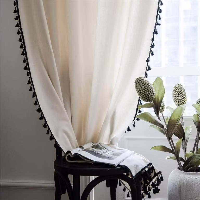 Omgoods - Zasłona w stylu vintage boho z frędzlami - półprzezroczysta, idealna do salonu