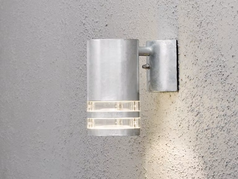 Zewnętrzna kinkiet LED typu downlight do oświetlenia elewacji, oprawa zewnętrzna 15,5 cm, srebrna
