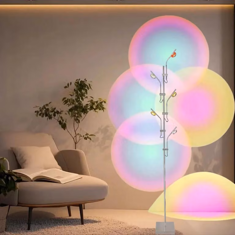 Lampa stojąca z 5 źródłami światła, z możliwością zmiany kolorów (RGB) oraz z ciepłym światłem, regulowana o 360°, kolor srebrny