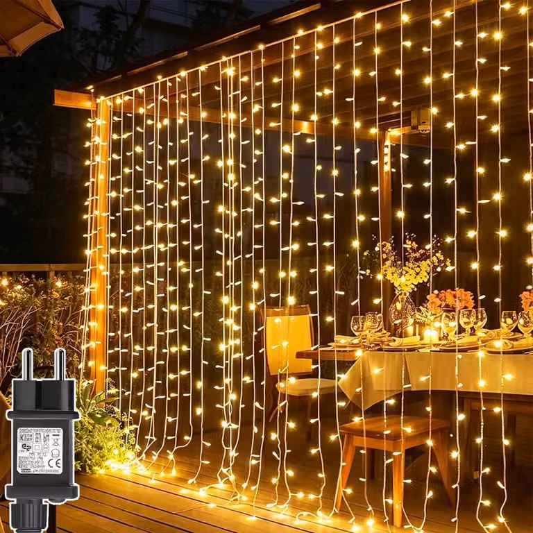 Ścianka świetlna LED, 3x3 metra, 300 ciepłobiałych diod LED, klasa szczelności IP65, timer