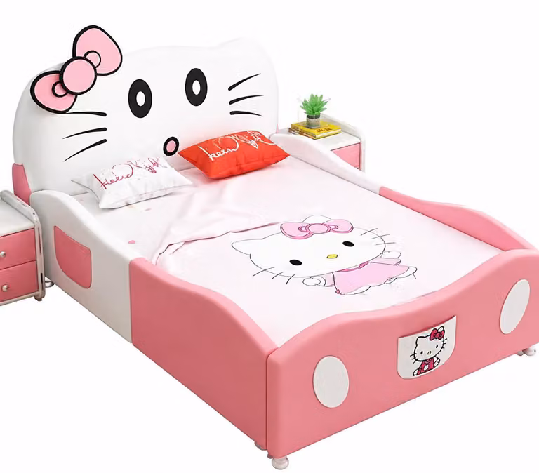 Łóżeczko dziecięce Rosa z barierami ochronnymi, model Hello Kitty, przeznaczone dla dziewczynek