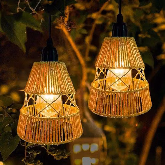 Oświetlenie solarne do użytku zewnętrznego - Lampy wiszące, wodoszczelne (IP65) - Metalowe lampki solarne z plecionką, idealne do ogrodu, balkonu, tarasu - Zestaw 2 sztuk, światło ciepłej bieli
